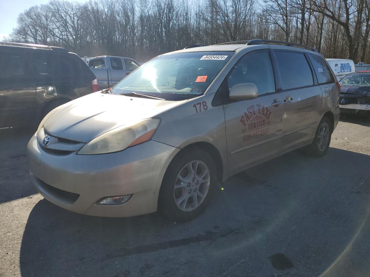 Glassboro, NJ에서 판매 중인 2006 Toyota Sienna Xle - Rear End
