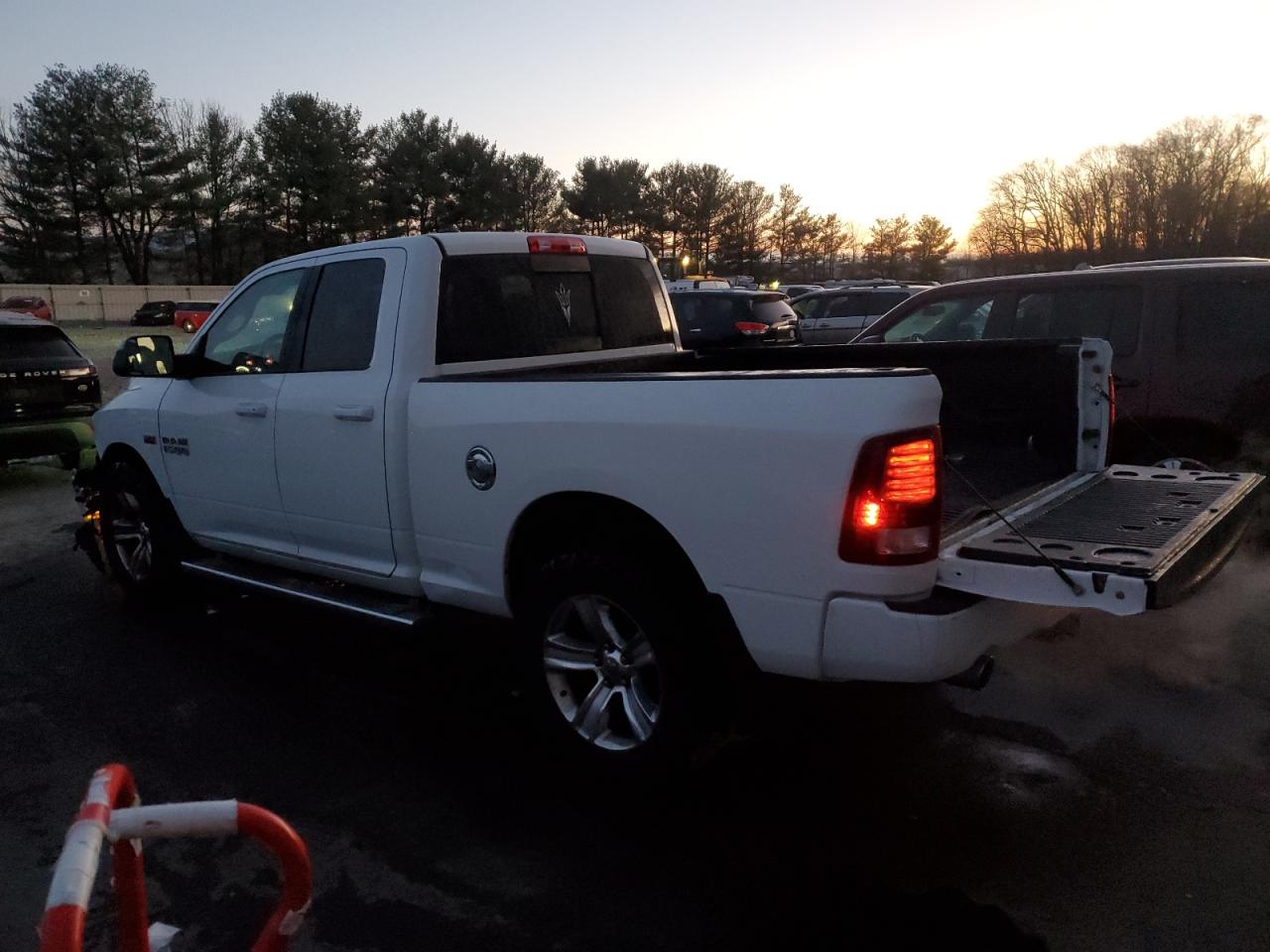 2014 RAM 1500 - Image 2