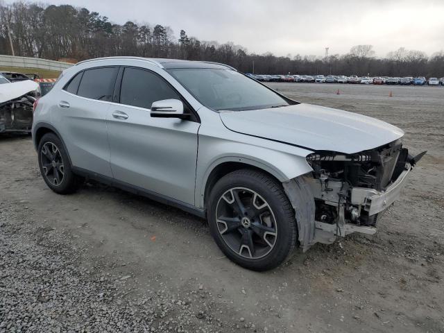  MERCEDES-BENZ GLA-CLASS 2019 Серебристый