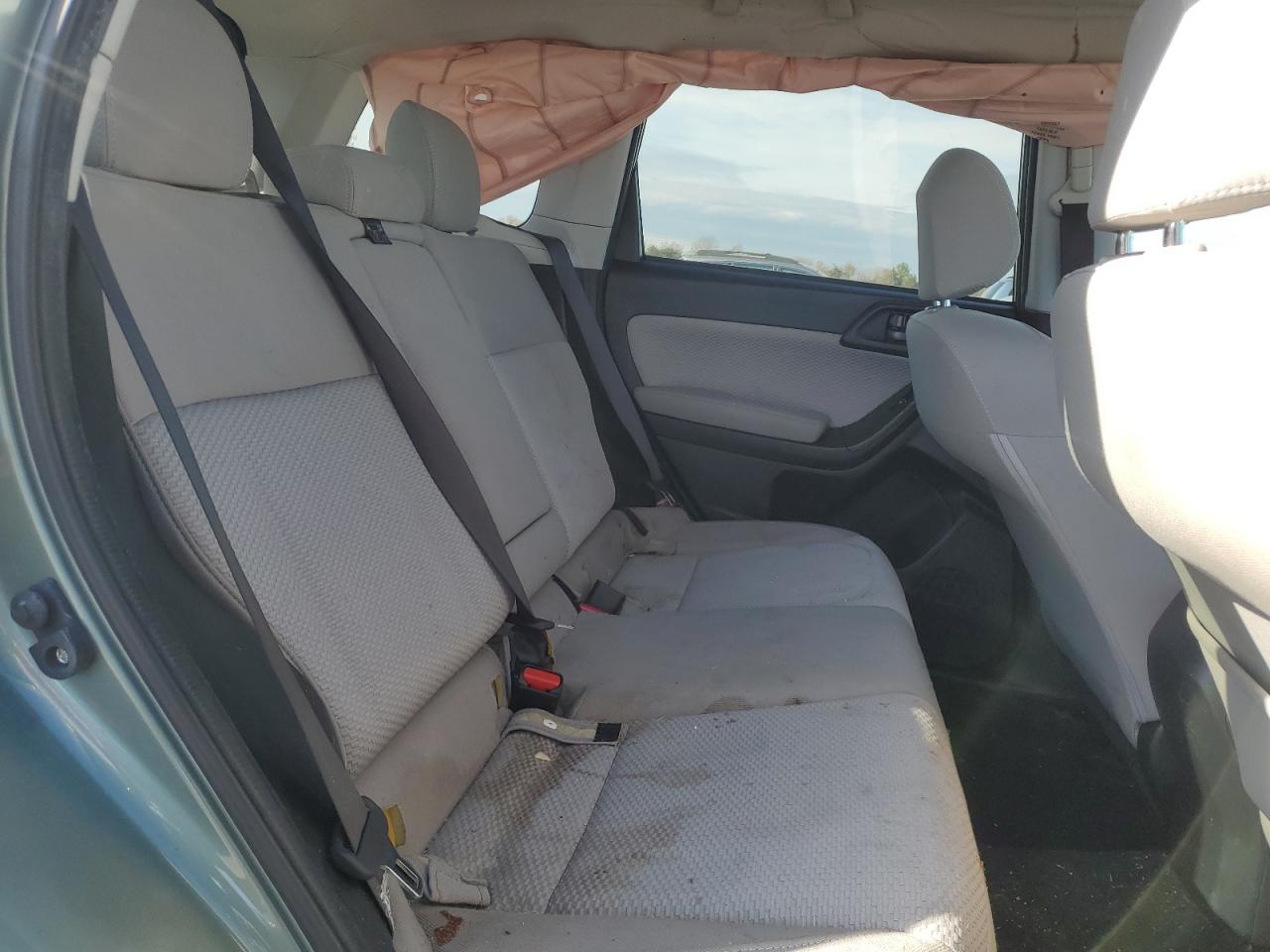 2017 Subaru Forester - Image 12