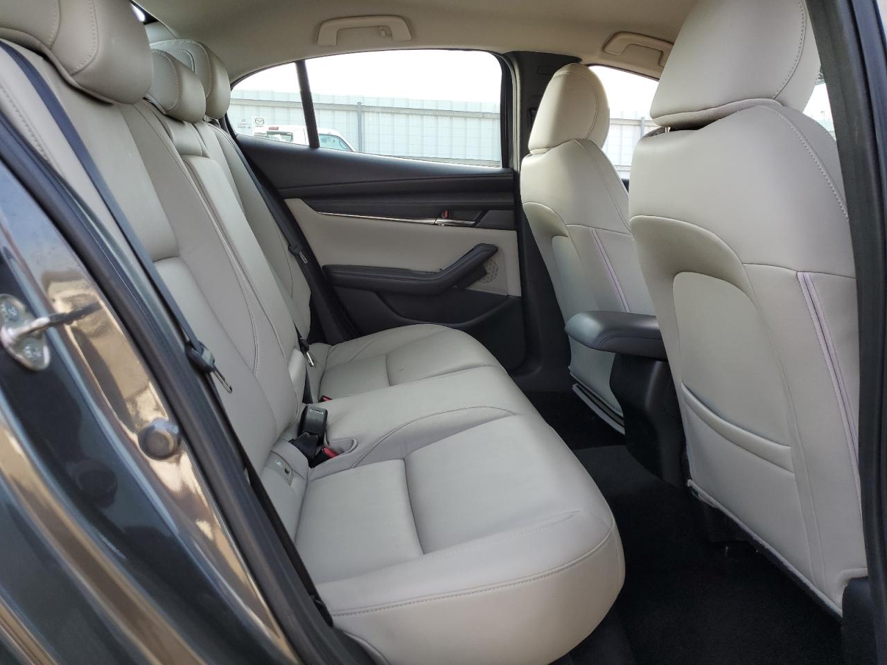 2019 Mazda 3 - Image 11