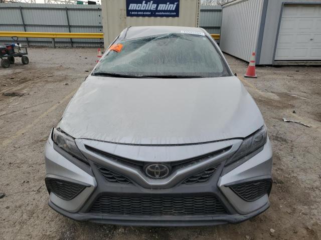  TOYOTA CAMRY 2023 Сріблястий