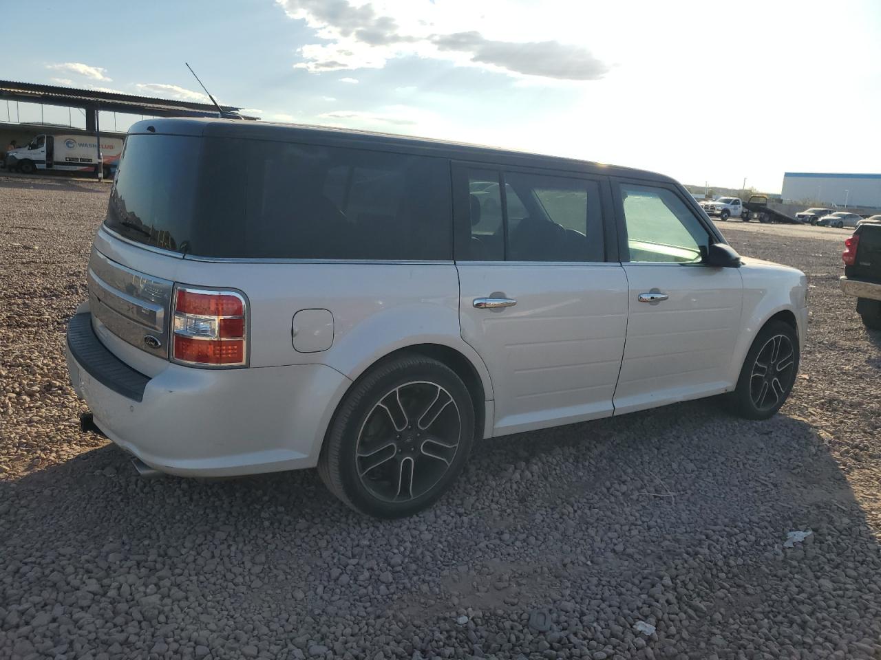 VIN 2FMGK5D84EBD38069 2014 FORD FLEX no.3