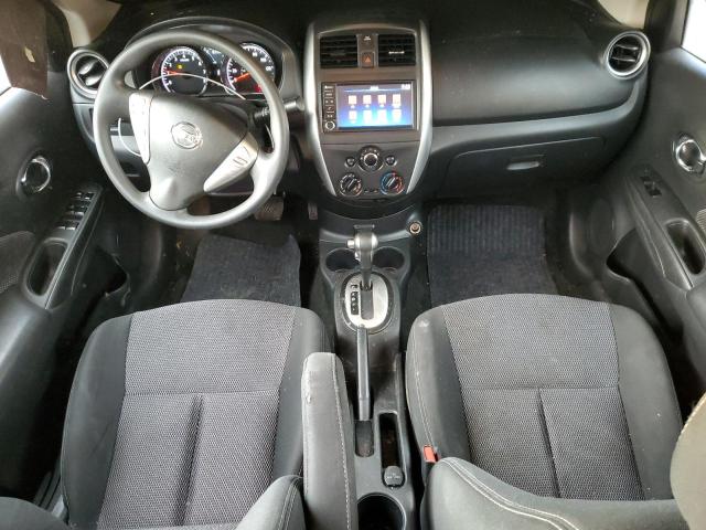  NISSAN VERSA 2019 Srebrny
