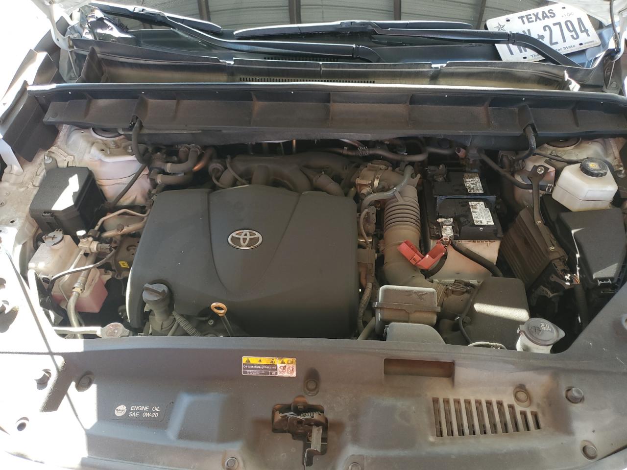 2022 Toyota Highlander - Image 12