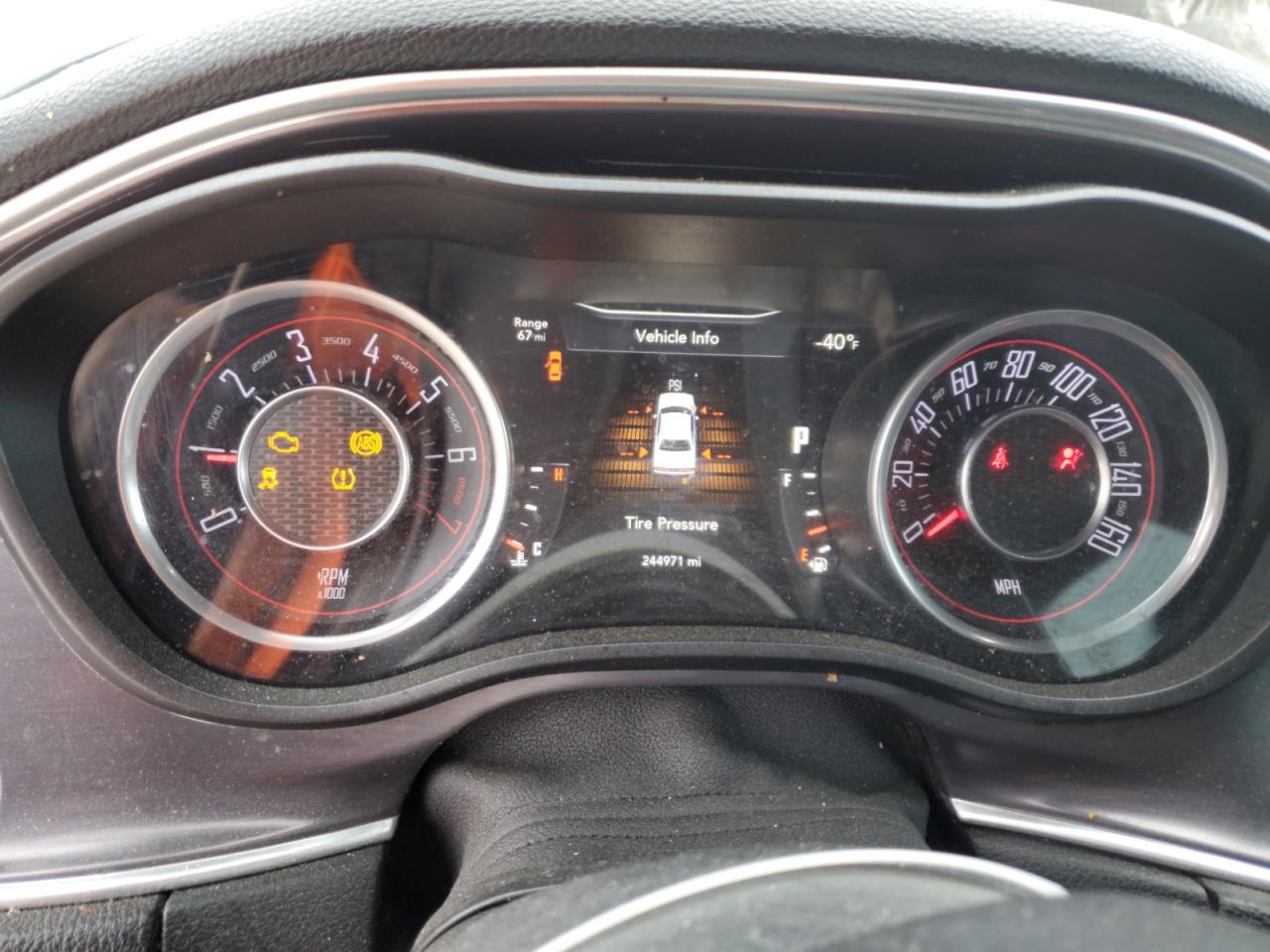 2015 Dodge Challenger - Image 9