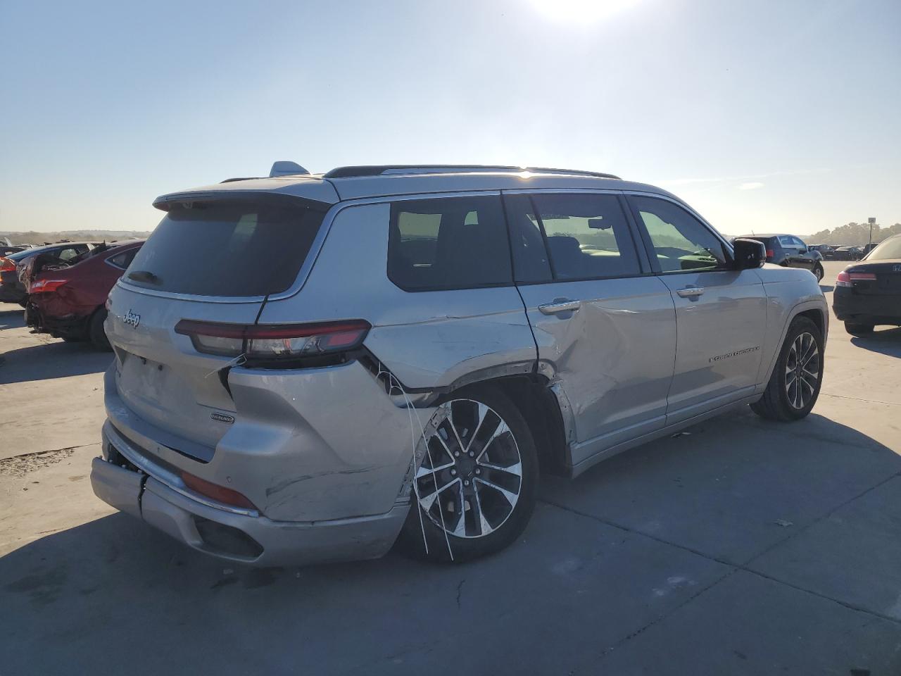 2021 Jeep Grand Cherokee - Image 3