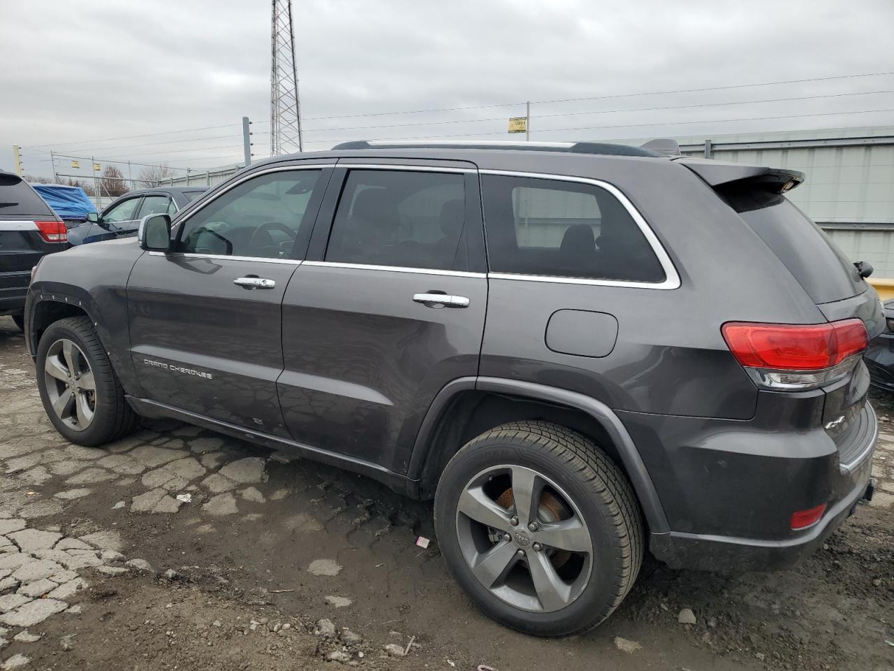 2015 Jeep Grand Cherokee - Image 2
