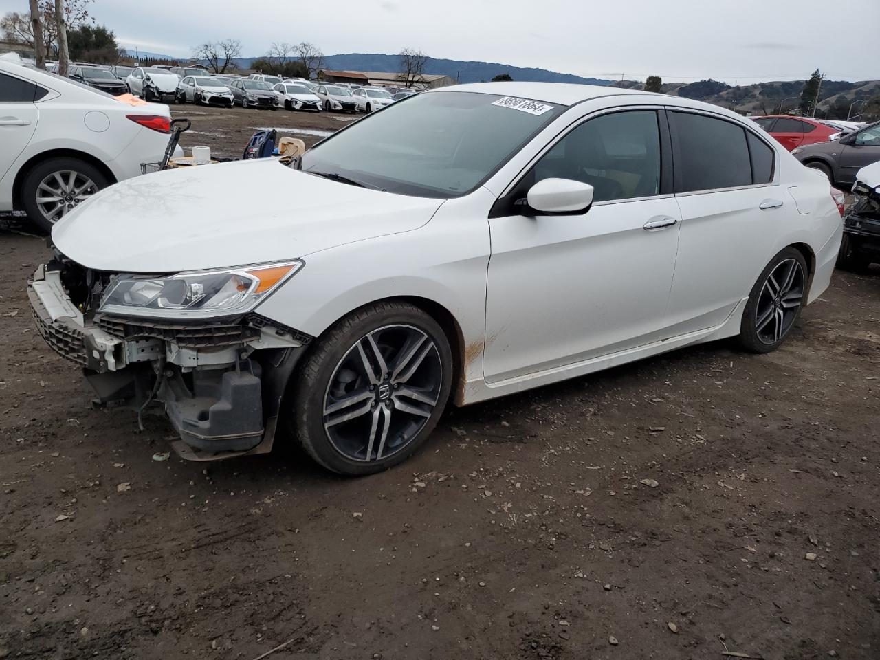 VIN 1HGCR2F56HA219781 2017 HONDA ACCORD no.1