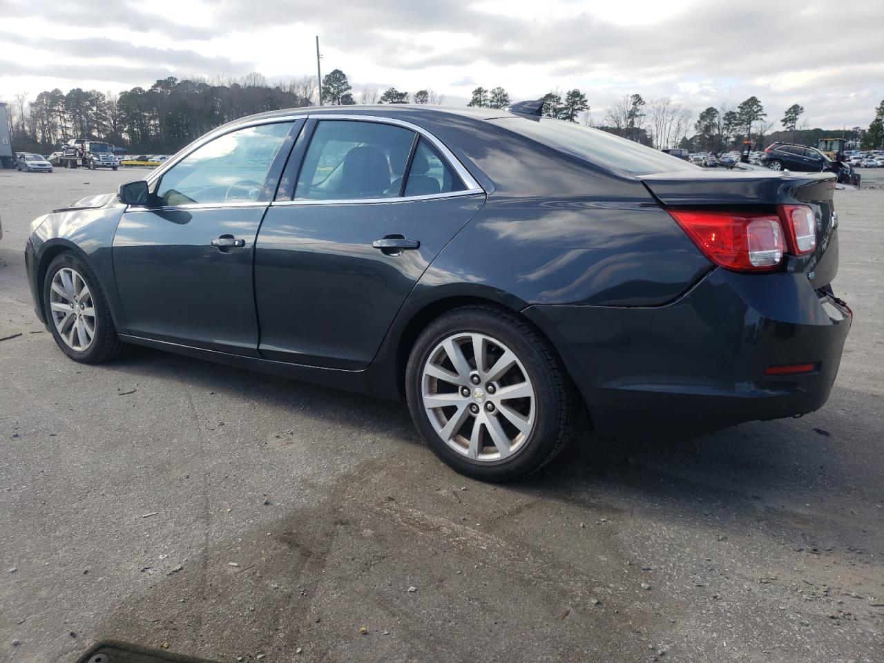 2015 Chevrolet Malibu - Image 2