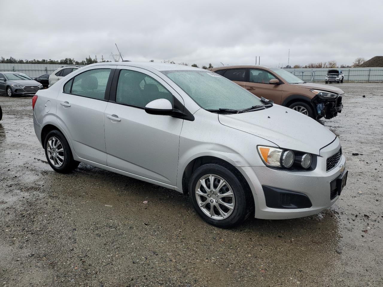 VIN 1G1JA5SG2G4143505 2016 CHEVROLET SONIC no.4