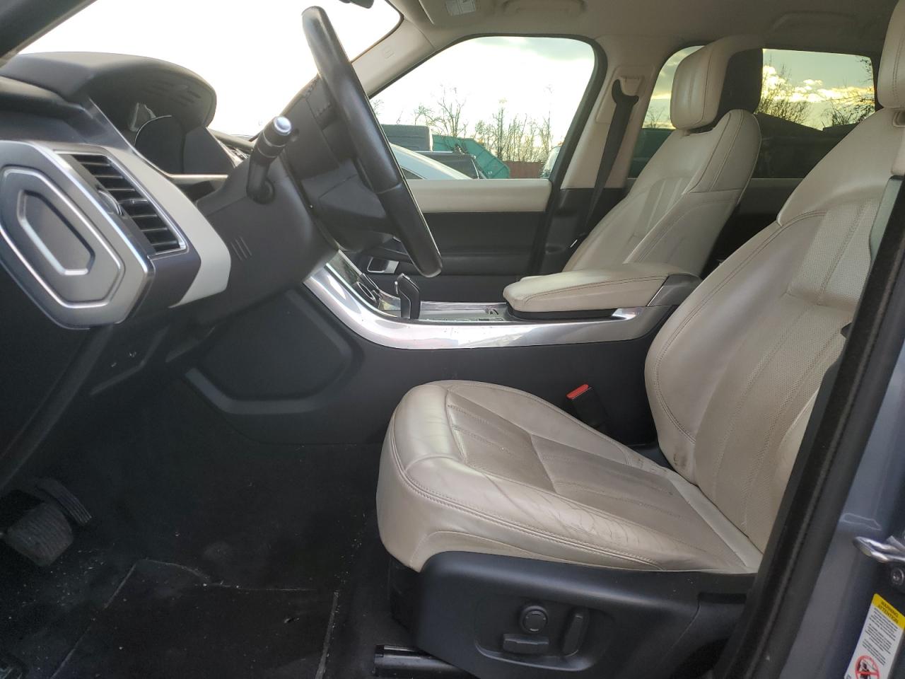 2018 Land Rover Range Rover - Image 7