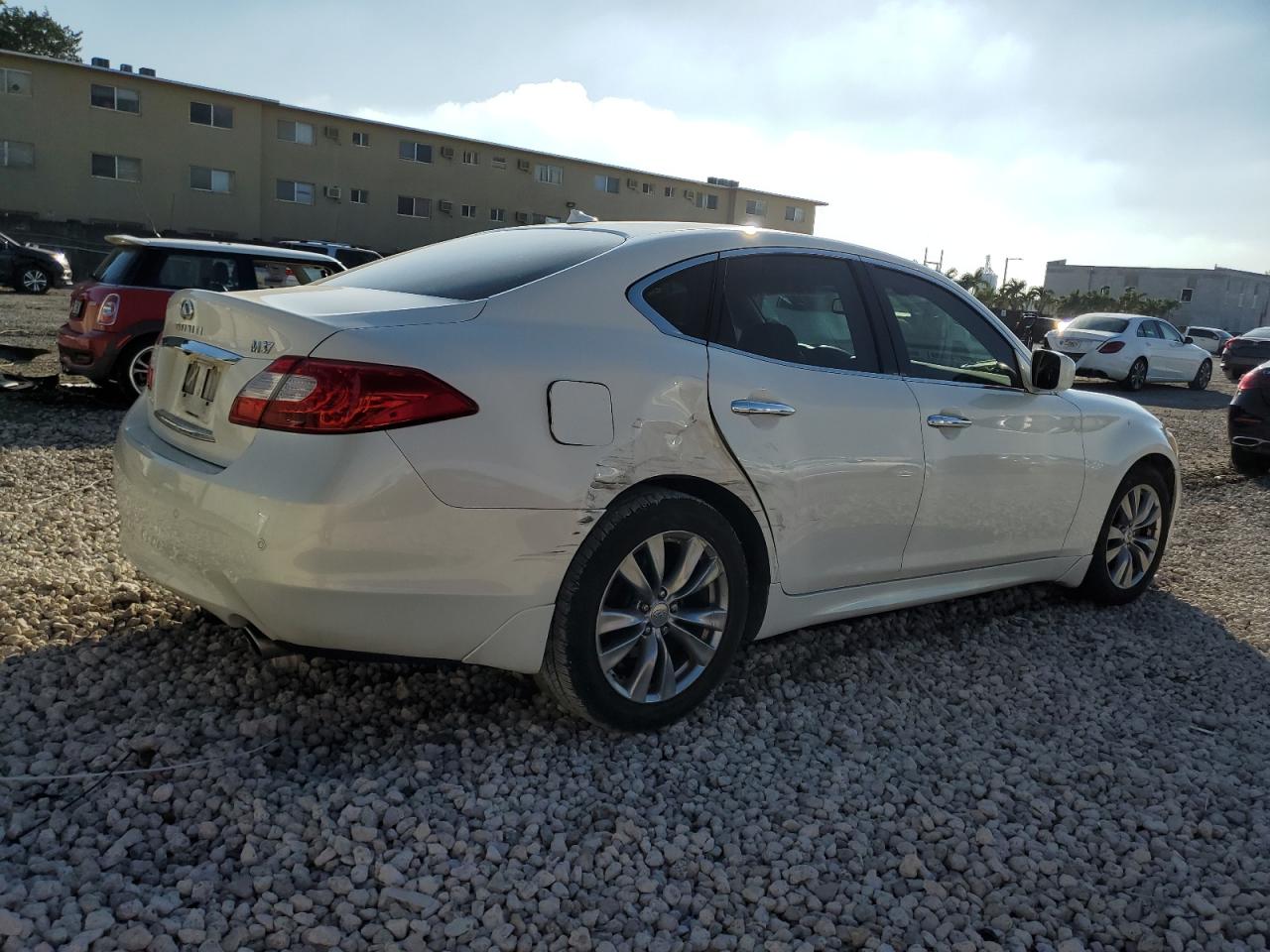 VIN JN1BY1AP0DM511986 2013 INFINITI M37 no.3