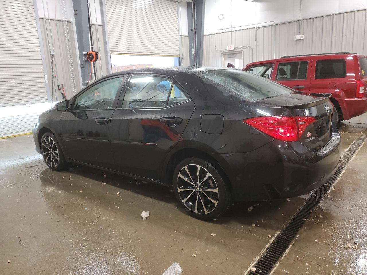 VIN 5YFBURHE2HP726428 2017 TOYOTA COROLLA no.2