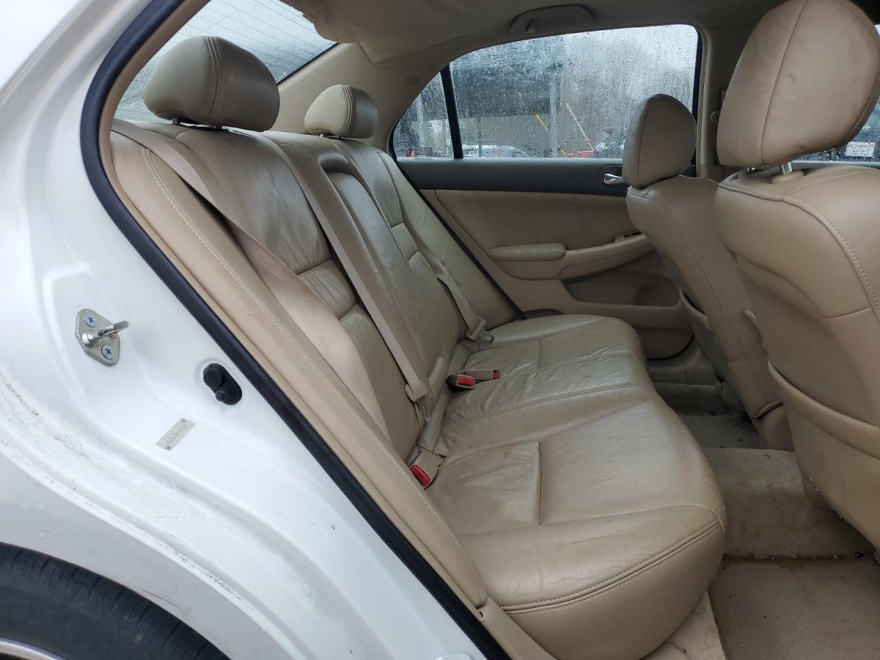 2004 Honda Accord Ex VIN: 1HGCM56824A034664 Lot: 50686685