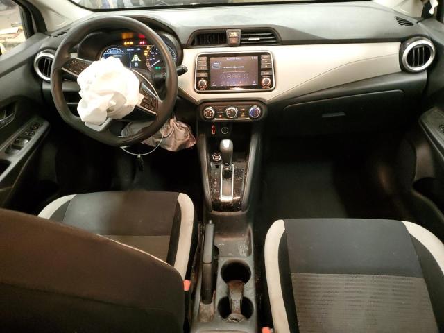  NISSAN VERSA 2021 Серебристый