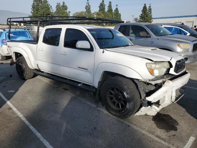 Pickups TOYOTA TACOMA 2015 Biały