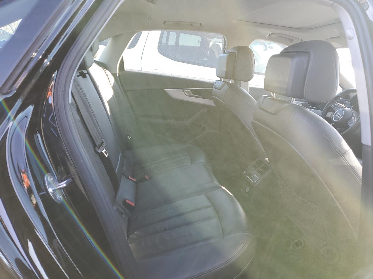 2017 Audi A4 - Image 10
