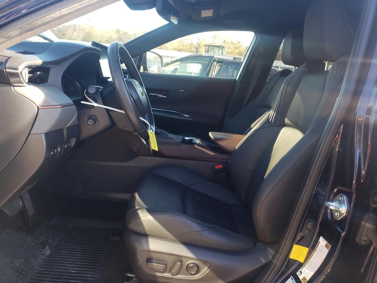 2021 Toyota Venza - Image 7