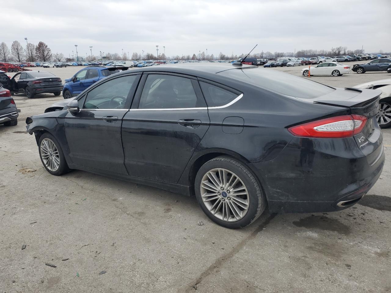 VIN 3FA6P0T90GR359882 2016 FORD FUSION no.2