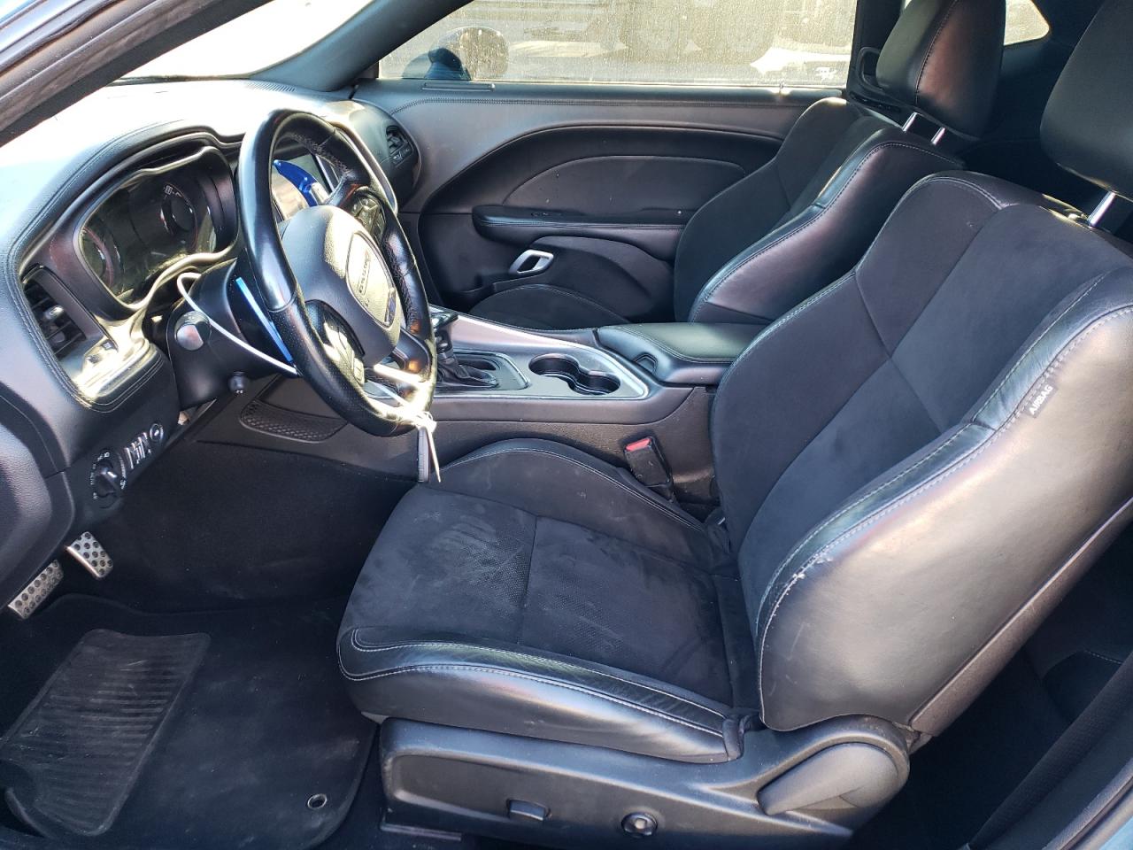 2020 Dodge Challenger - Image 7
