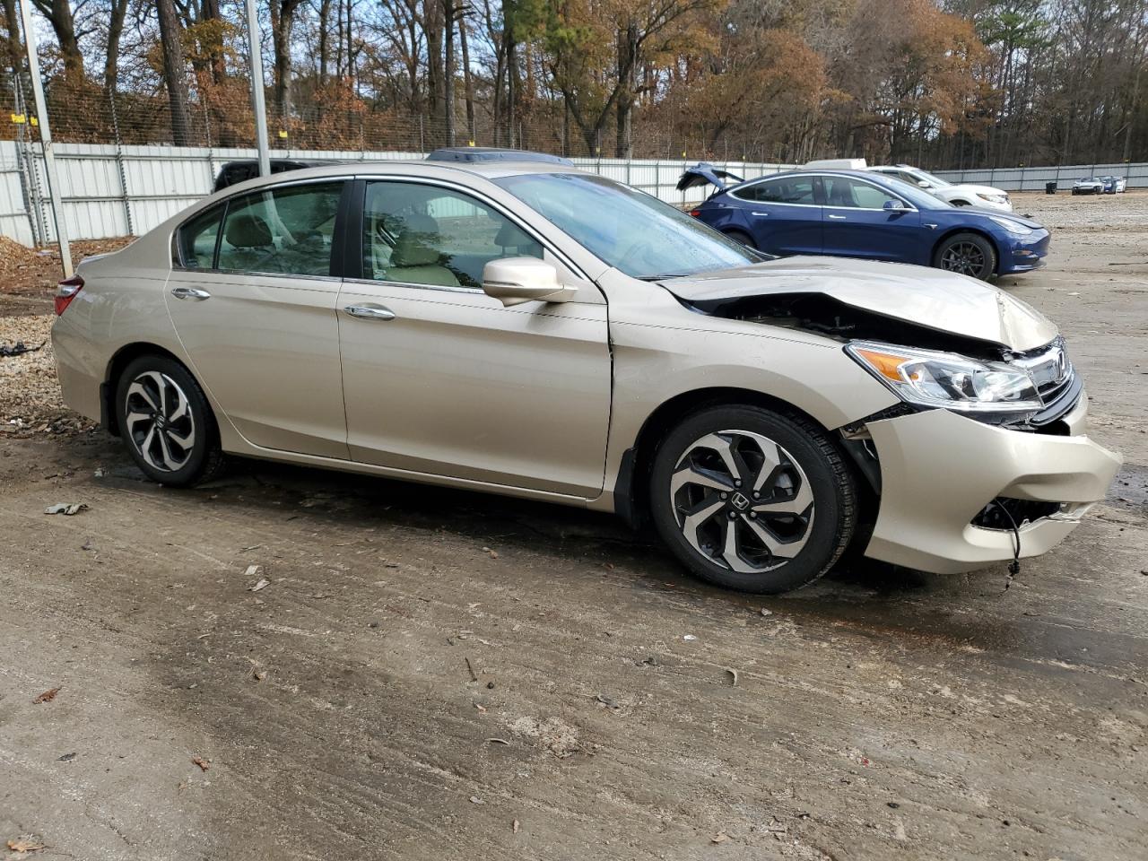 VIN 1HGCR2F98GA181259 2016 HONDA ACCORD no.4