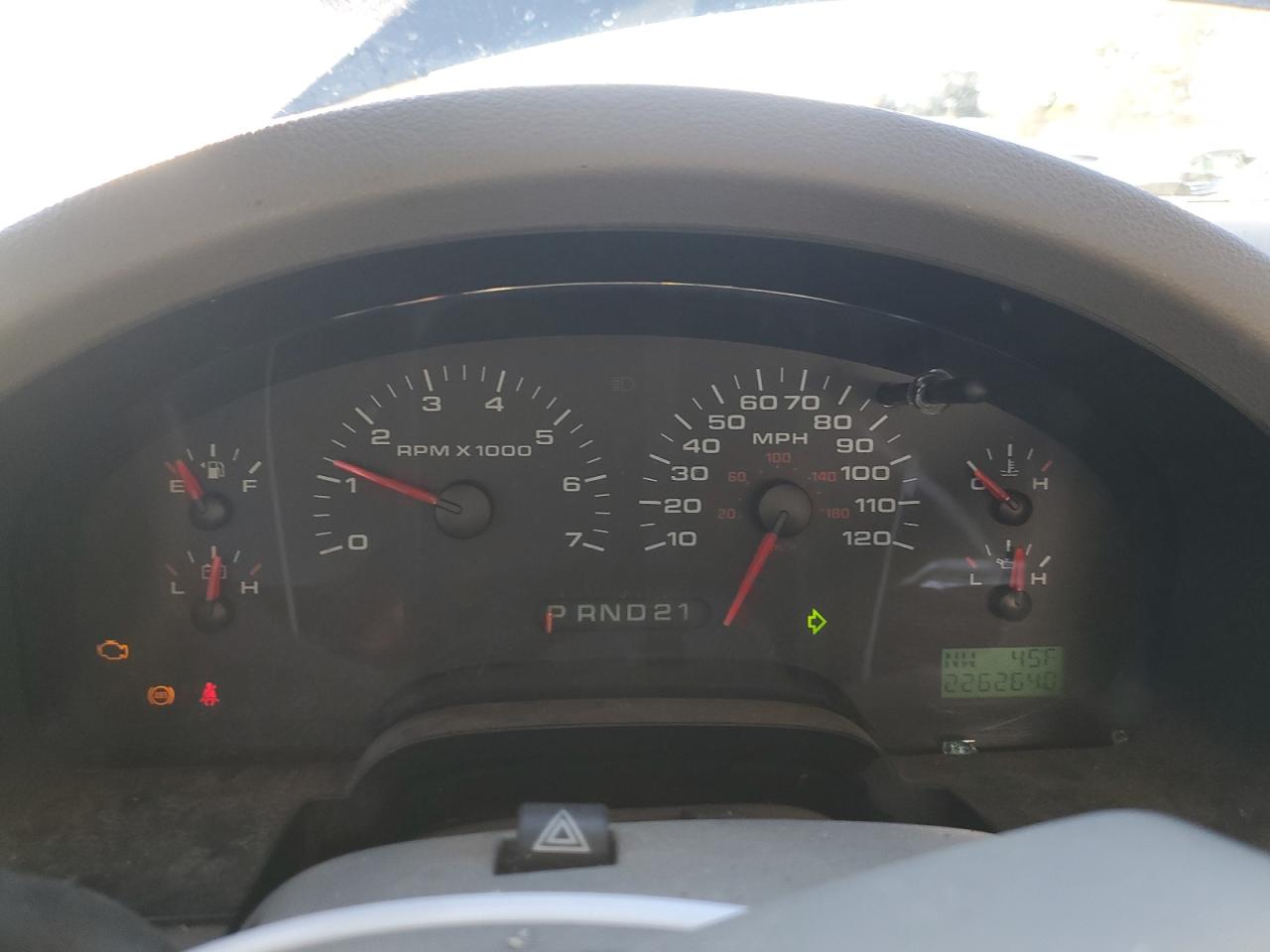 2004 Ford F-150 - Image 9