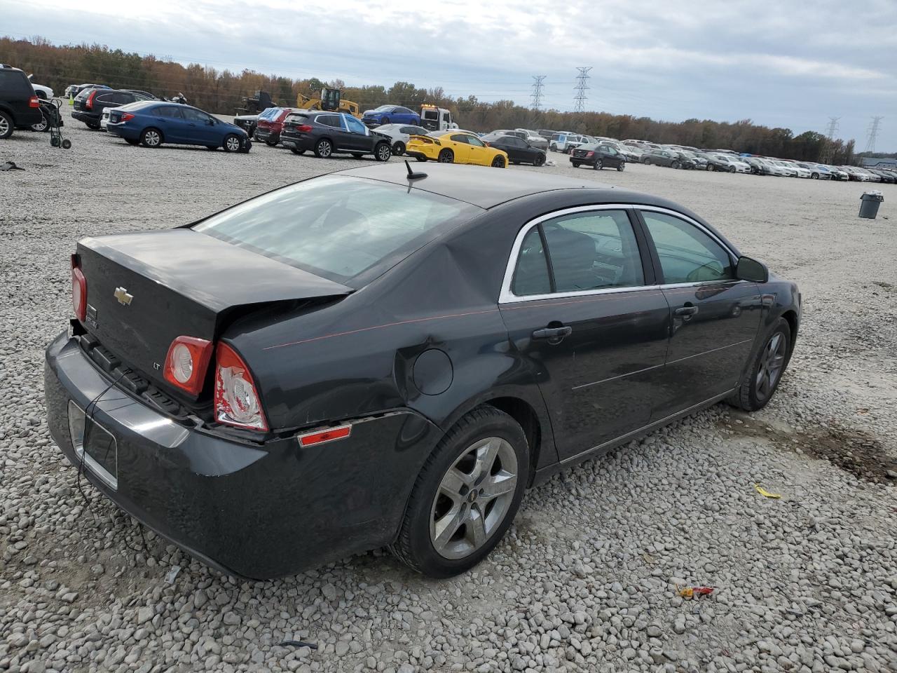 2009 Chevrolet Malibu - Image 3