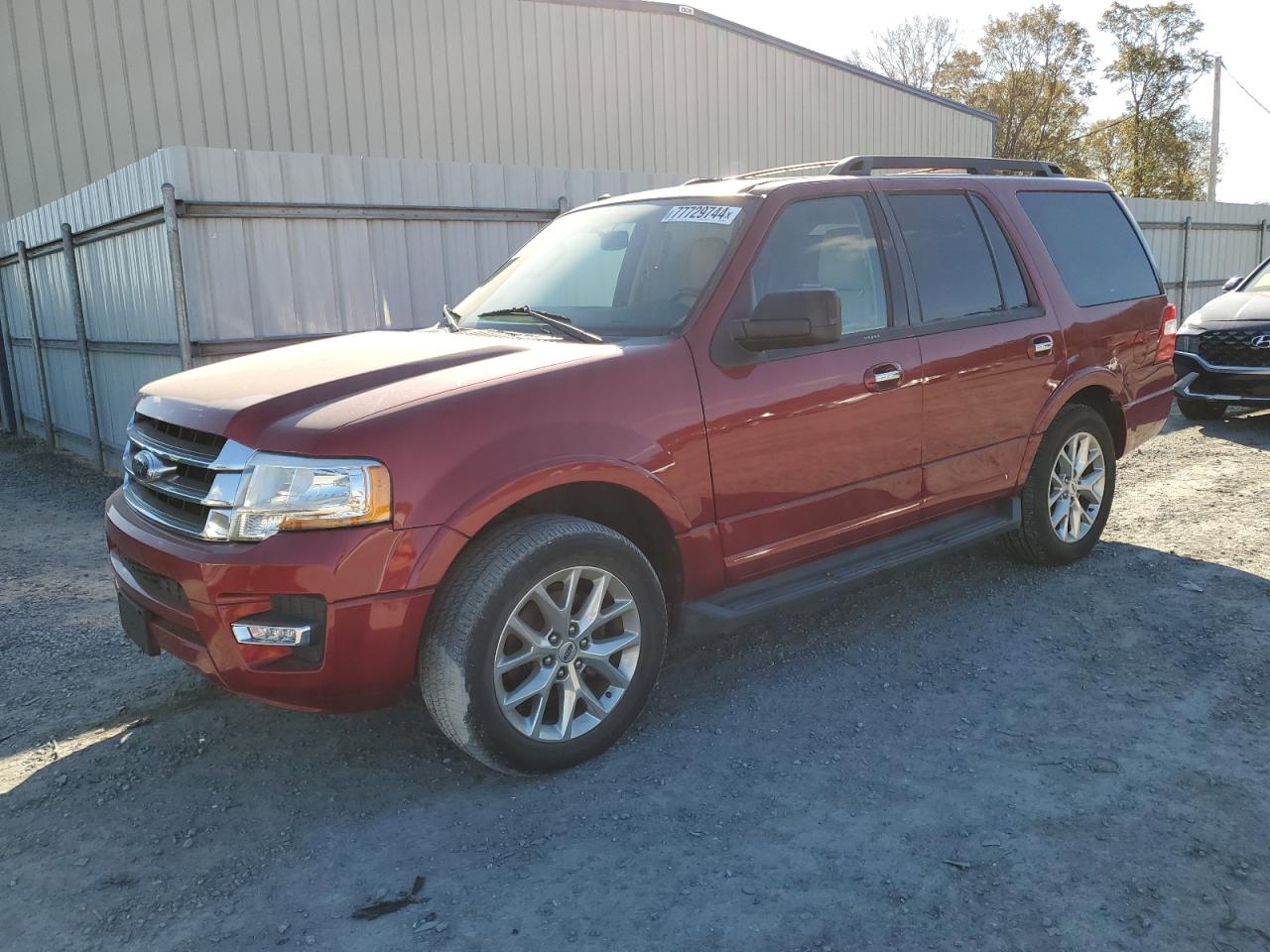 2015 Ford Expedition - Image 1