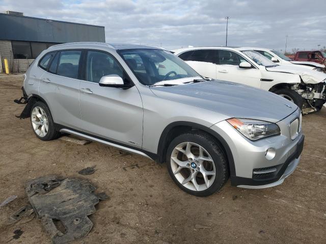  BMW X1 2015 Серебристый