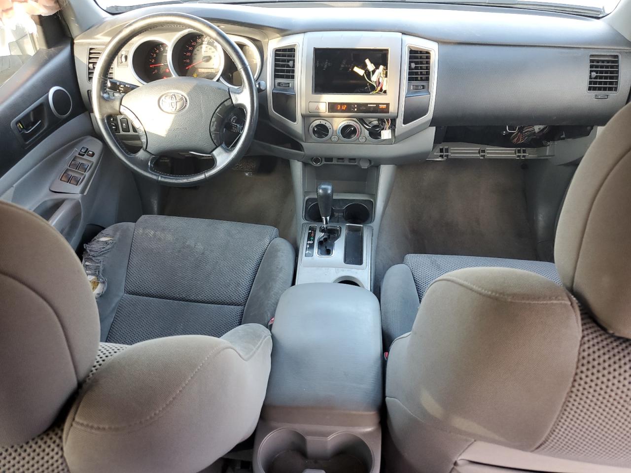 2010 Toyota Tacoma - Image 8