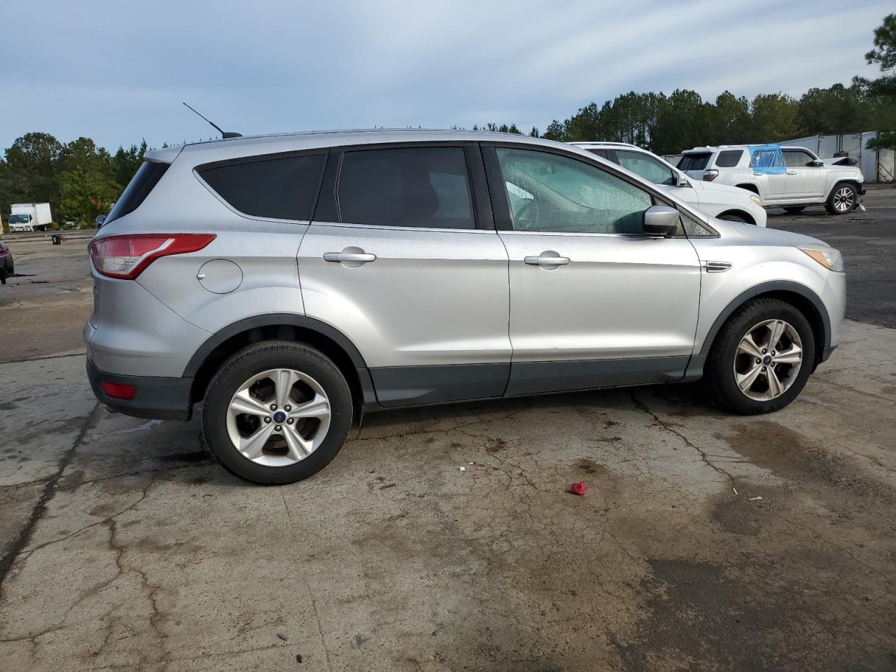 VIN 1FMCU0GX5FUB71165 2015 FORD ESCAPE no.3