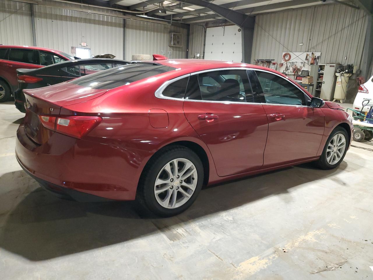 2017 Chevrolet Malibu - Image 3