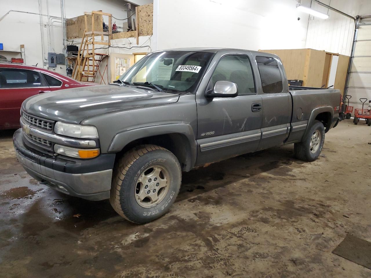 2001 Chevrolet Silverado - Image 1