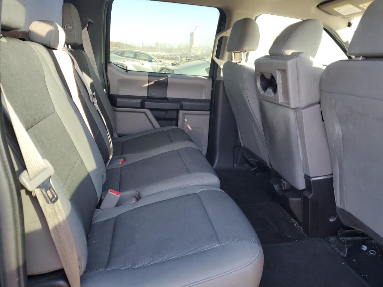 2017 Ford F-150 - Image 10