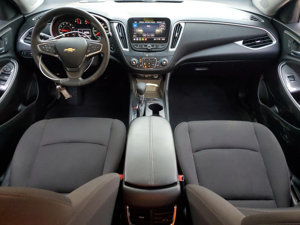 2023 Chevrolet Malibu - Image 8
