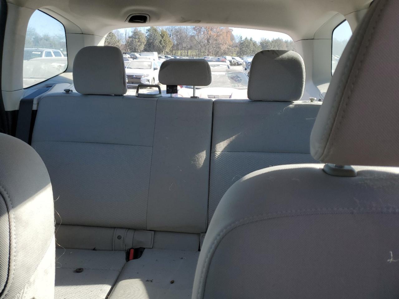 2015 Subaru Forester - Image 10