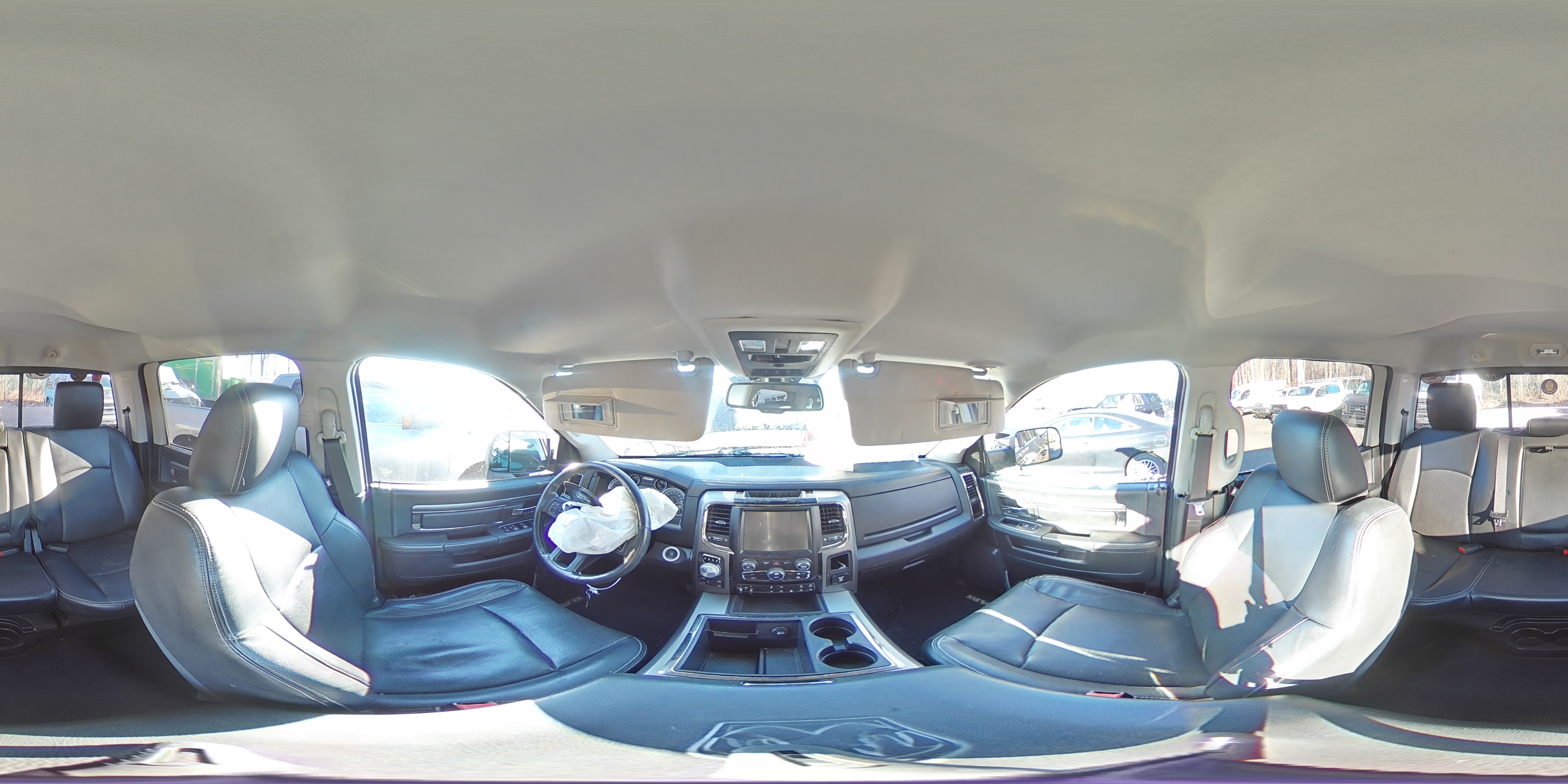 2014 RAM 1500 - Image 12