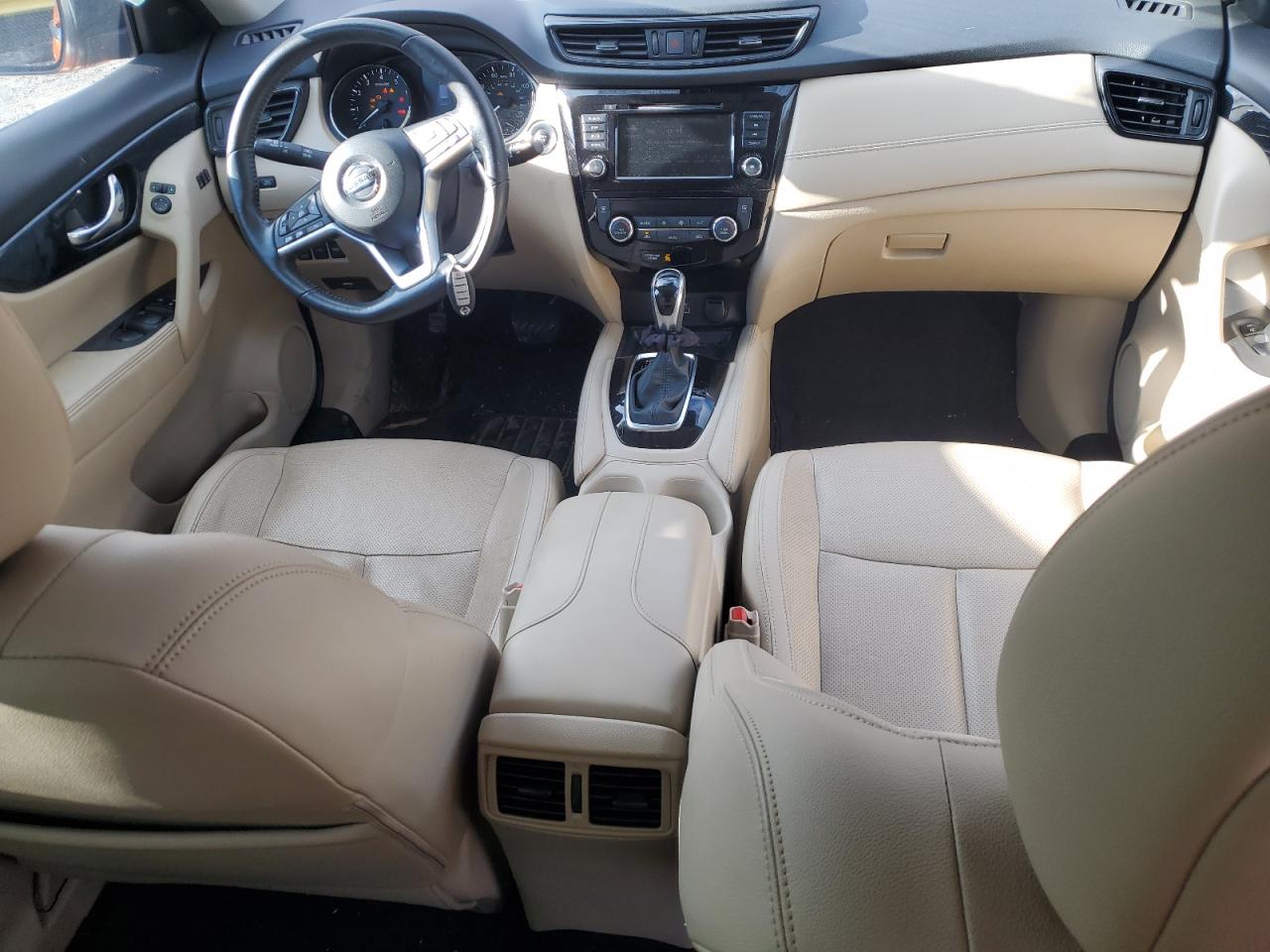 2018 Nissan Rogue - Image 8