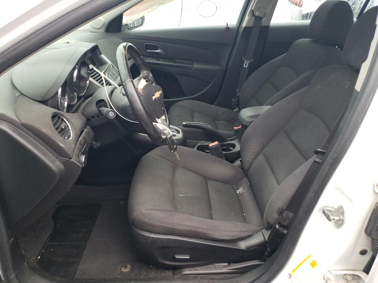 2012 Chevrolet Cruze - Image 7