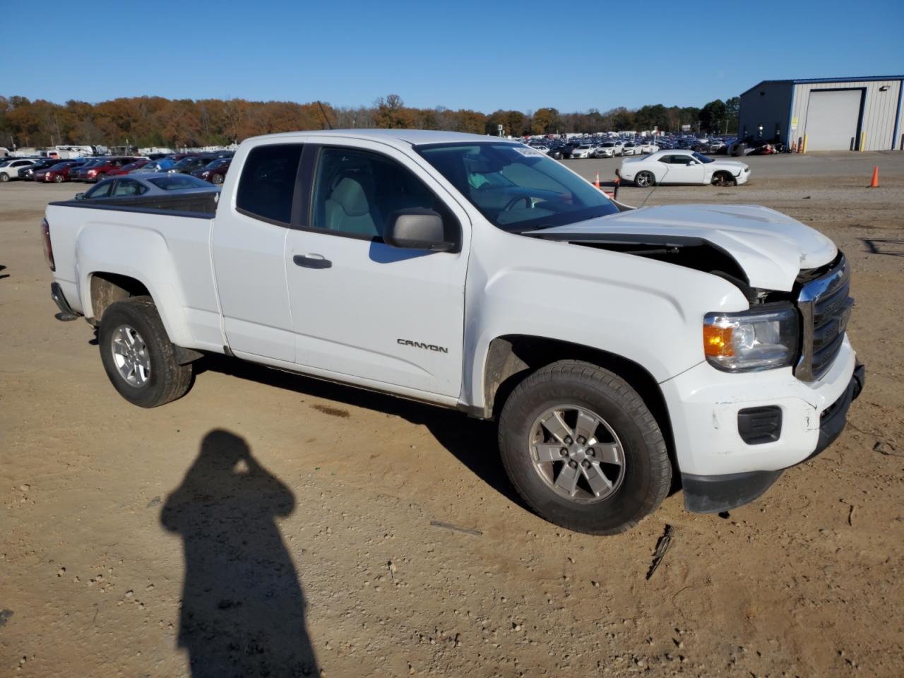 VIN 1GTH5BEA7K1331849 2019 GMC CANYON no.4