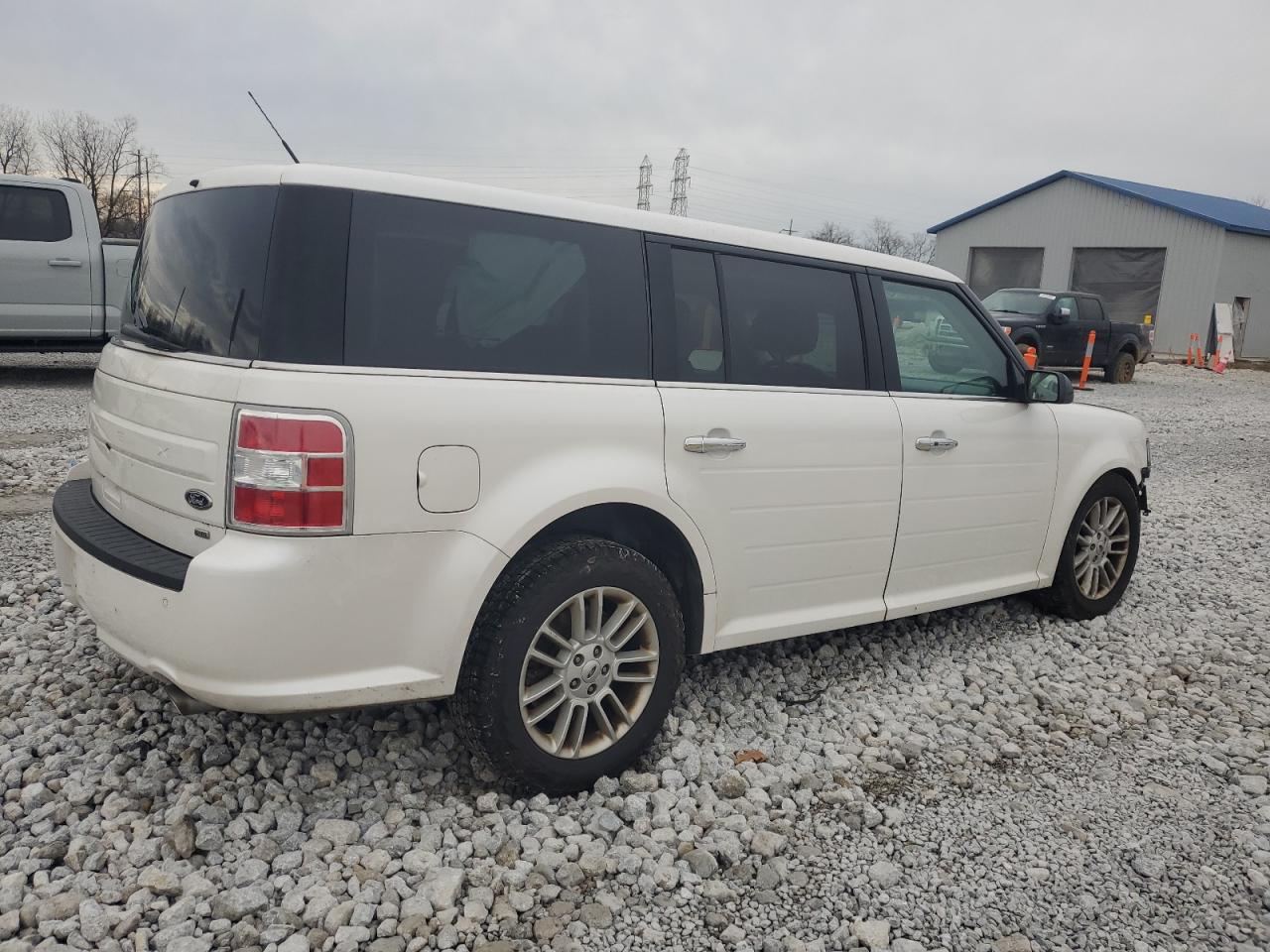 VIN 2FMHK6C85GBA13736 2016 FORD FLEX no.3