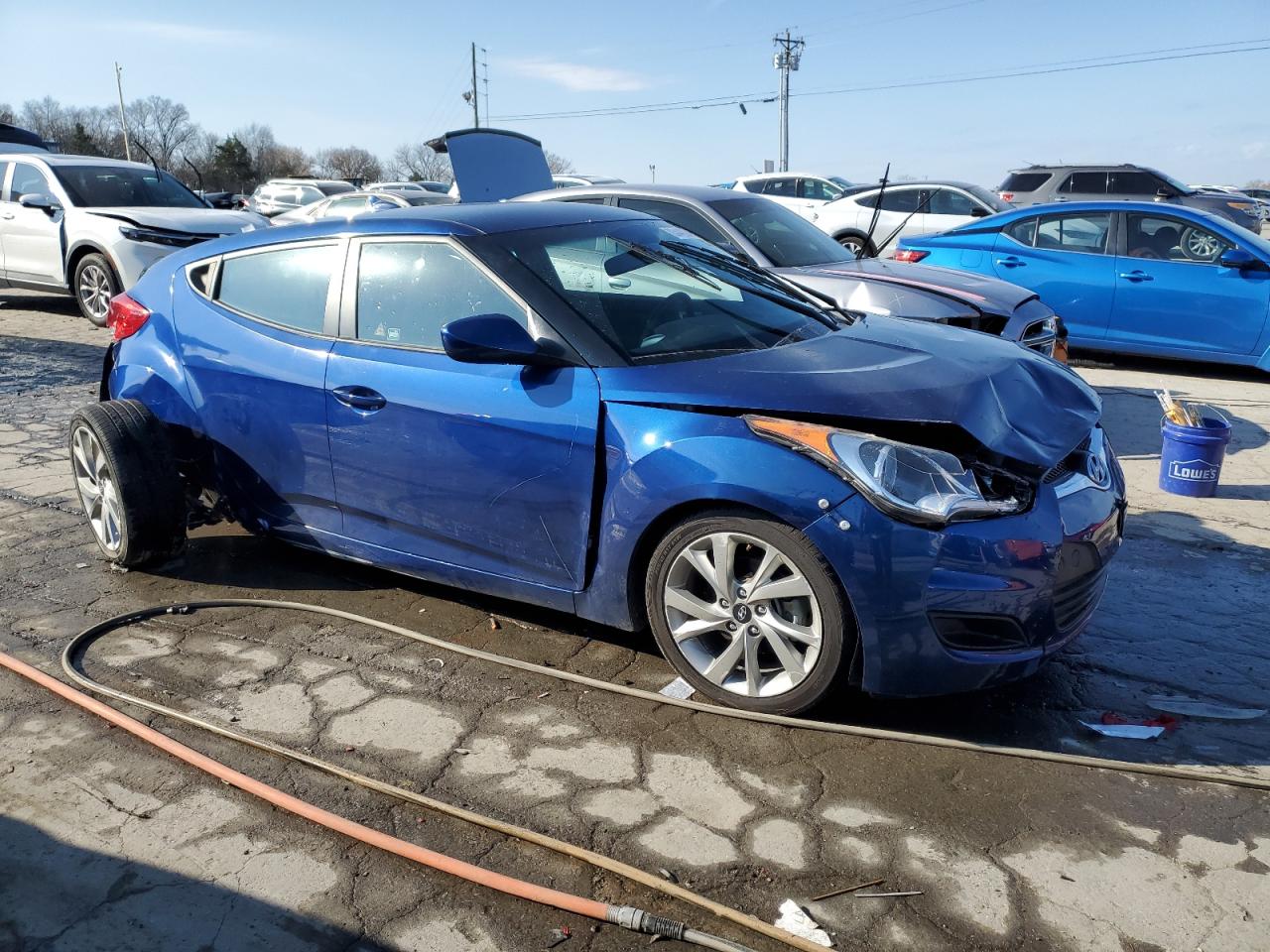 VIN KMHTC6AD3GU270010 2016 HYUNDAI VELOSTER no.4