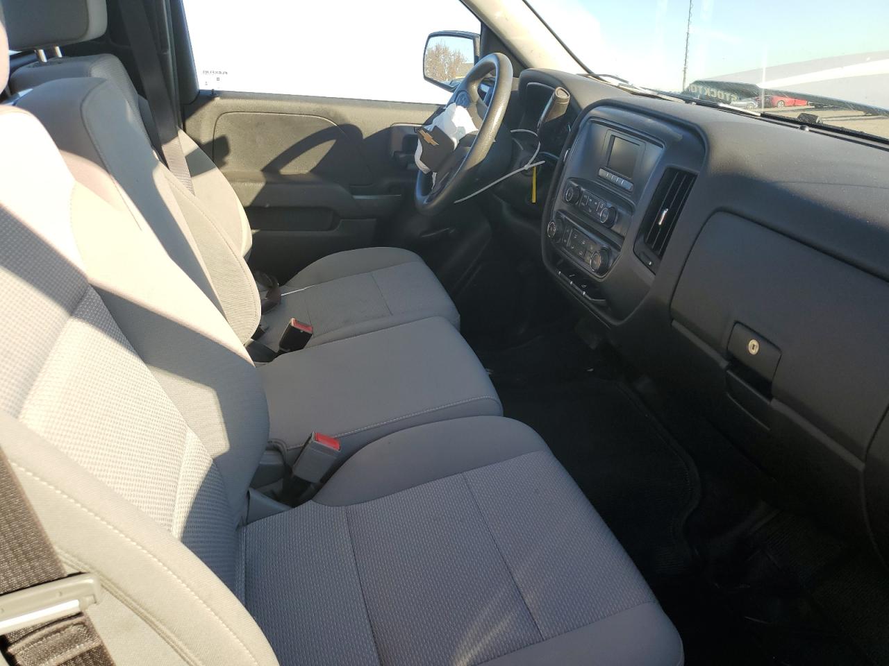 2017 Chevrolet Silverado - Image 10