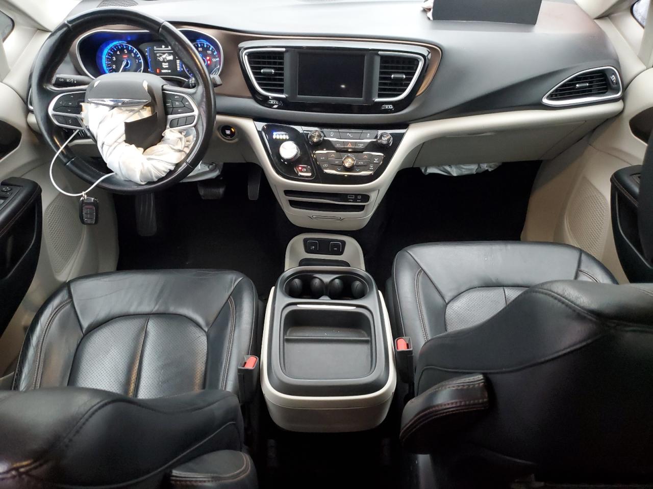 2018 Chrysler Pacifica Touring L VIN: 2C4RC1BG2JR118962 Lot: 86003254