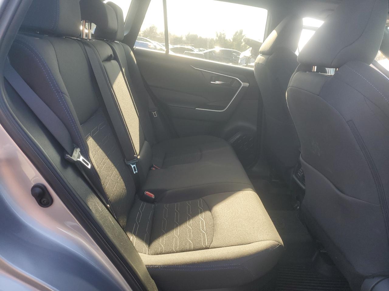 2022 Toyota Rav4 Se VIN: 4T3T6RFV7NU093055 Lot: 85019684