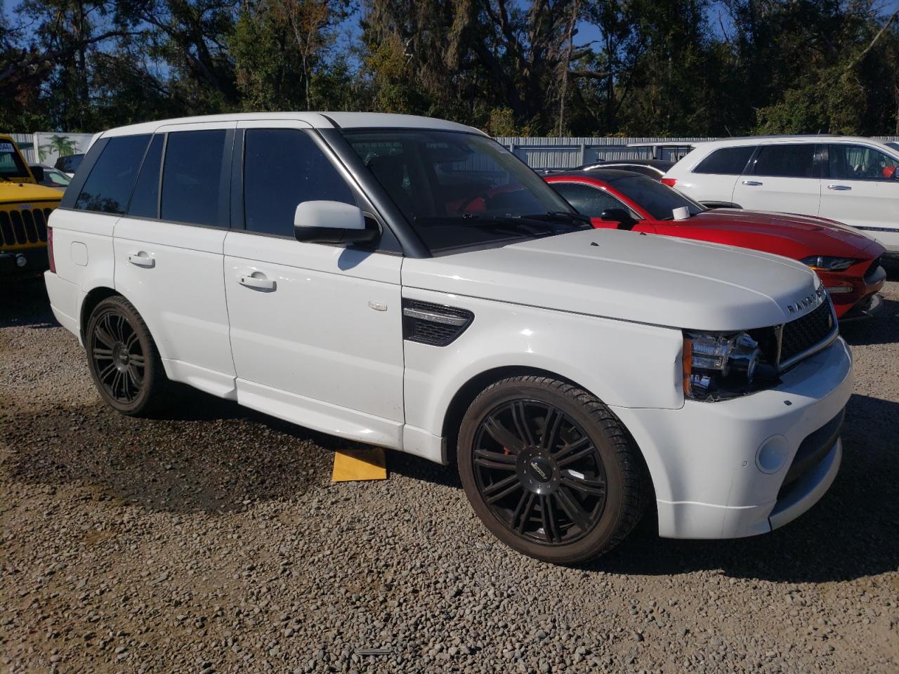 2013 Land Rover Range Rover - Image 4