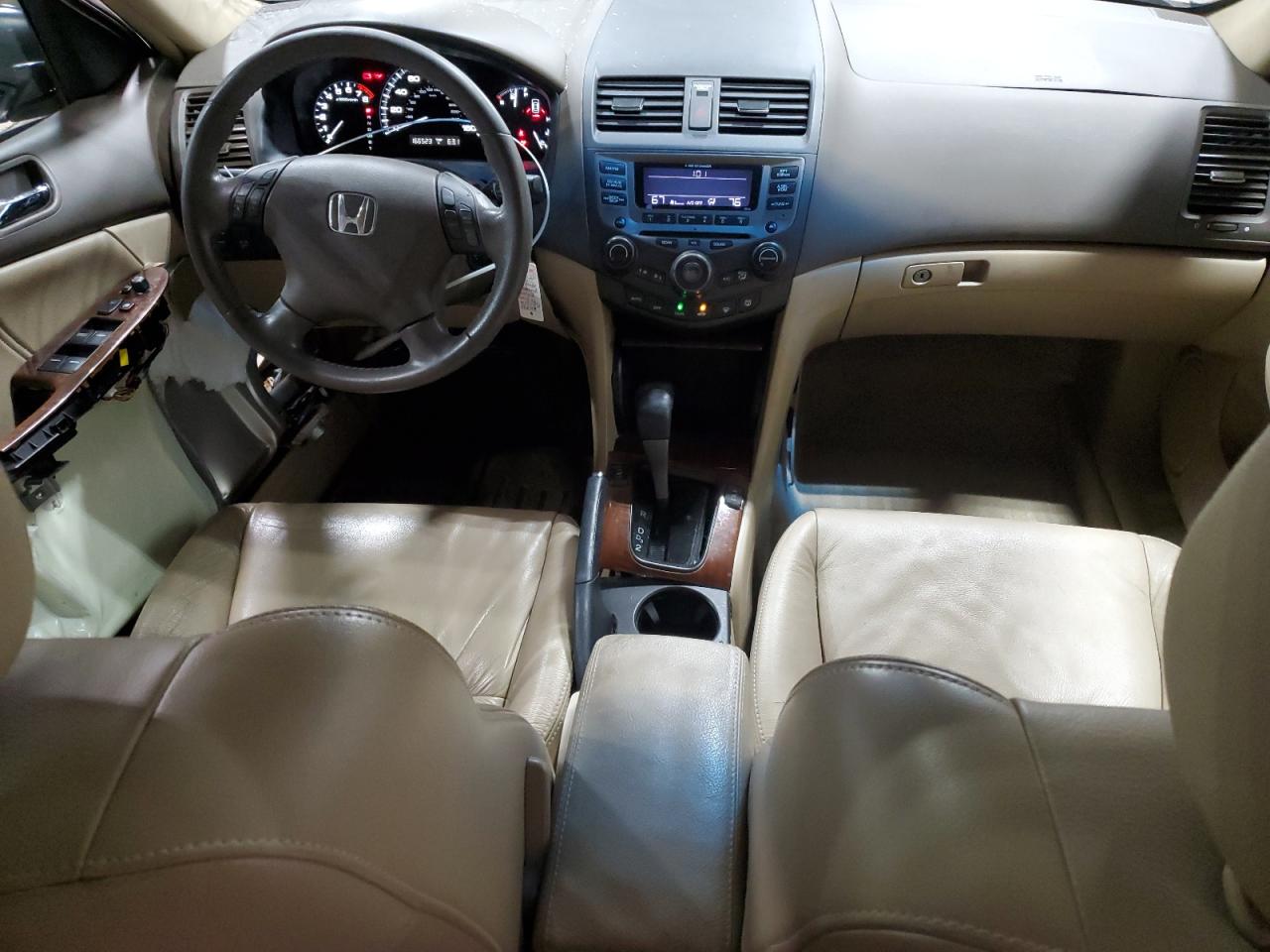 2007 Honda Accord - Image 8