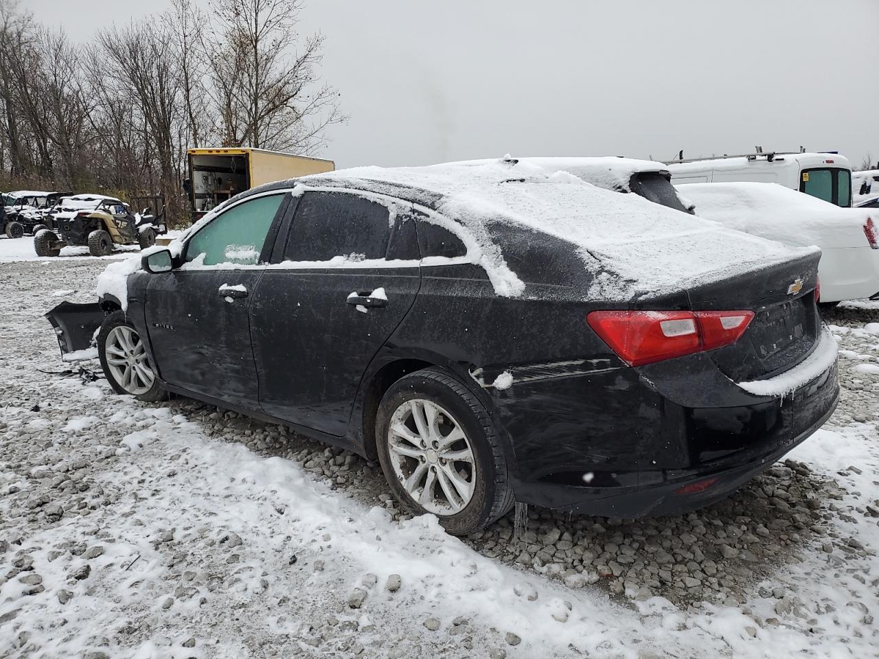 2018 Chevrolet Malibu - Image 2