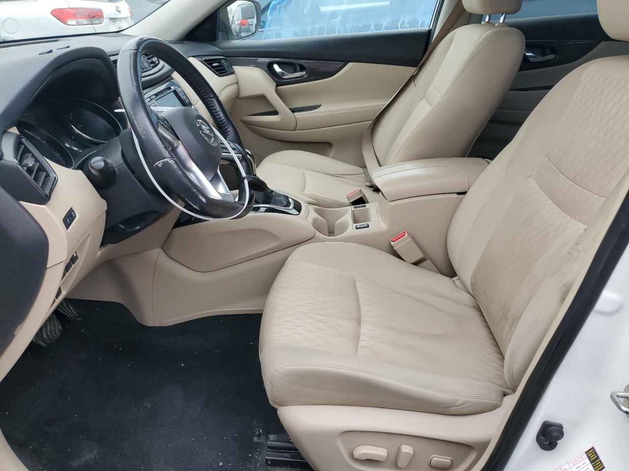 2019 Nissan Rogue - Image 7